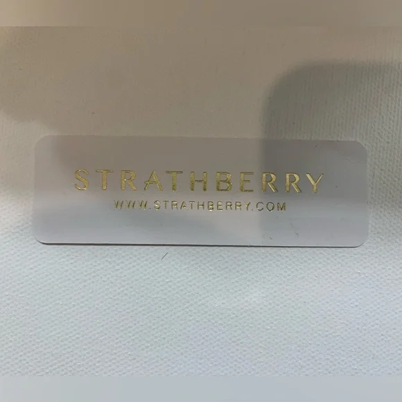 Rare Strathberry East West Mini - Black/Vanilla/Gold - Picture 13 of 16